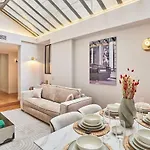 Superb Air-conditioned Flat On The Champs Elysees 아파트