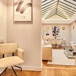 아파트 Superb Air-conditioned Flat On The Champs Elysees 파리