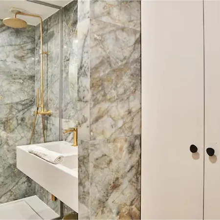 Superb Air-conditioned Flat On The Champs Elysees דירה *