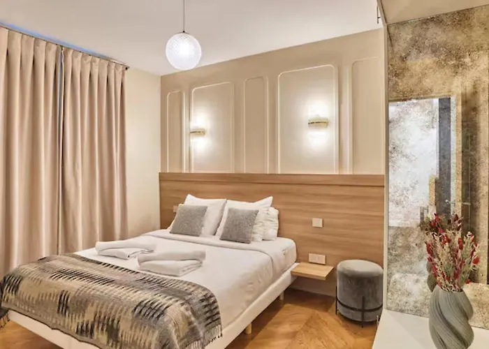 Superb Air-conditioned Flat On The Champs Elysees * Paris