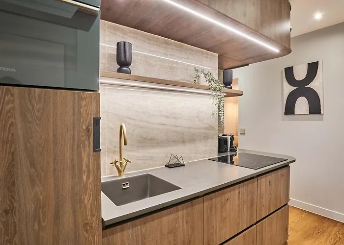 Superb Air-conditioned Flat On The Champs Elysees *