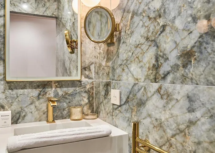 Superb Air-conditioned Flat On The Champs Elysees *